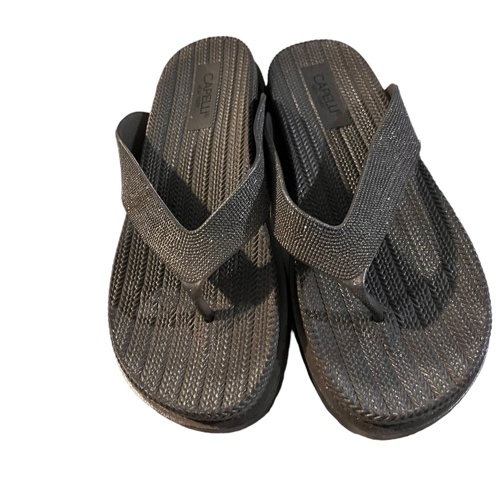 Size 9 silver jelly flip flops